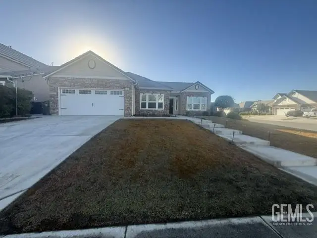 5702 MORNING BREEZE STREET, Bakersfield, CA 93314 - #1