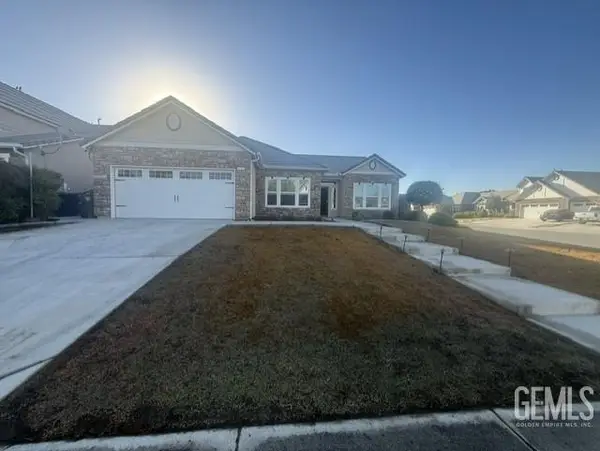 5702 MORNING BREEZE STREET, Bakersfield, CA 93314