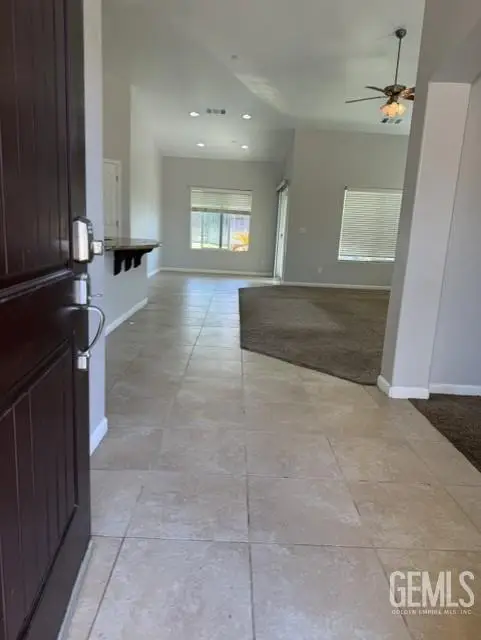 5702 MORNING BREEZE STREET, Bakersfield, CA 93314 - #2
