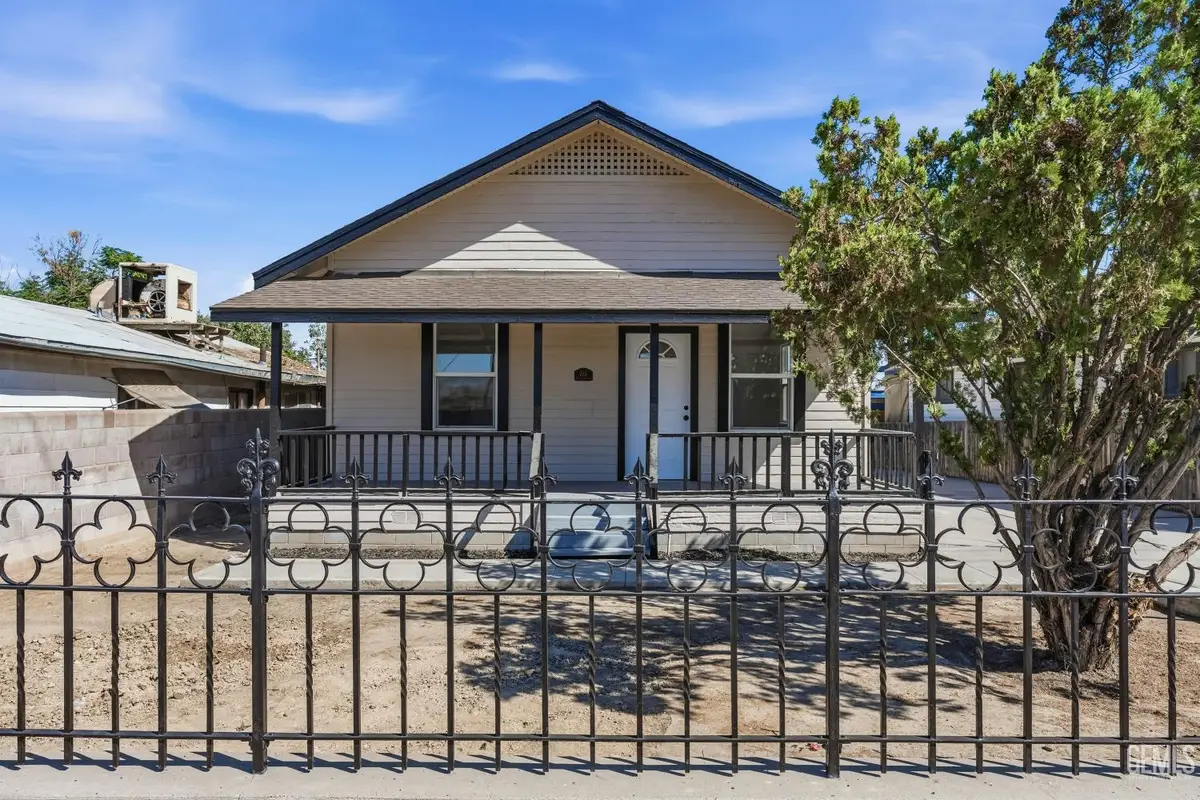 114 N LINCOLN STREET, Taft, CA 93268 - #1