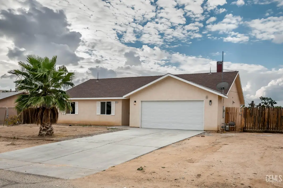 8172 JACARANDA AVENUE, California City, CA 93505 - #1