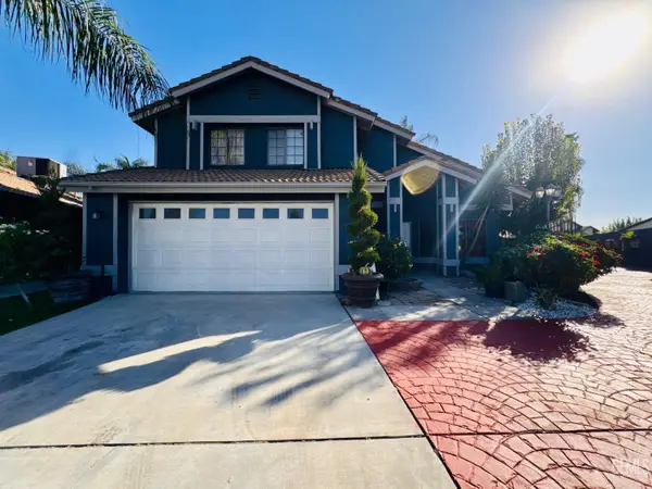 4713 BLACK ROCK MOUNTAIN COURT, Bakersfield, CA 93304