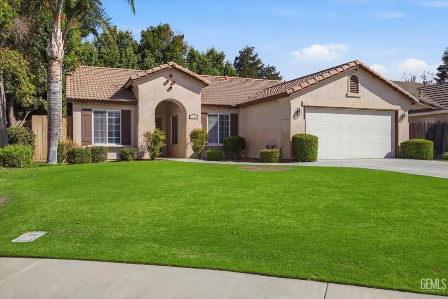 1102 OSHKOSH COURT, Bakersfield, CA 93312 - #2