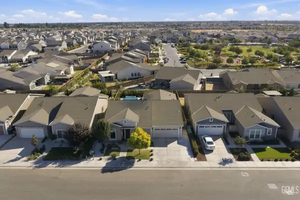 9413 GLENWOOD SPRINGS LANE, Shafter, CA 93263