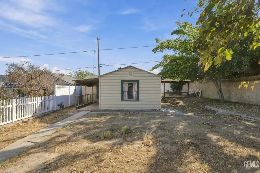 521 F STREET, Taft, CA 93268 - #2