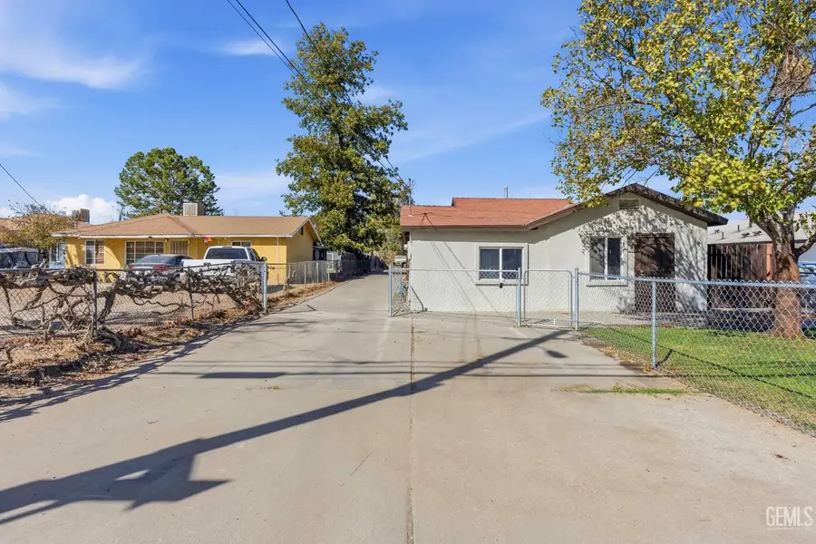 1010 E CASA LOMA DRIVE, Bakersfield, CA 93307 - #2