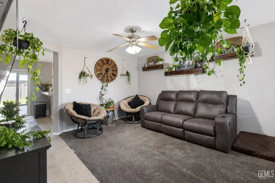 413 TAYLOR STREET, Taft, CA 93268 - #3