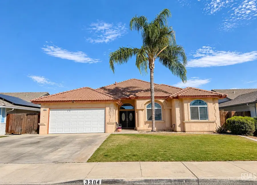3304 TROJES AVENUE, Bakersfield, CA 93313 - #3