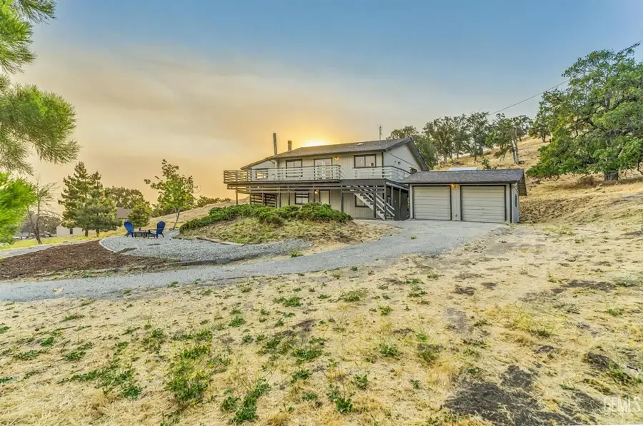 24501 PUEBLO COURT, Tehachapi, CA 93561 - #2