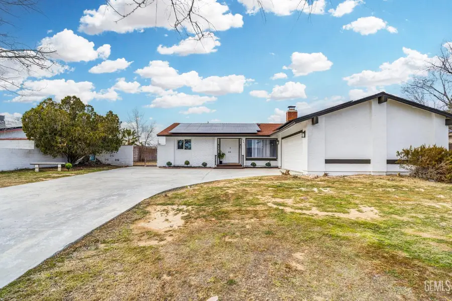 21411 APPLEWOOD DRIVE, California City, CA 93505 - #3