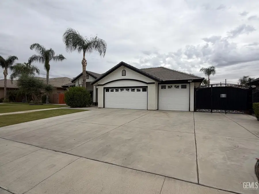 4618 CROSSHAVEN AVENUE, Bakersfield, CA 93313 - #2