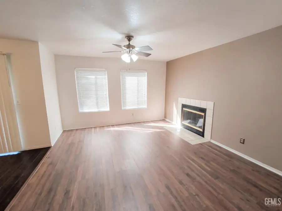 14500 LAS PALMAS DRIVE #16, Bakersfield, CA 93306 - #3