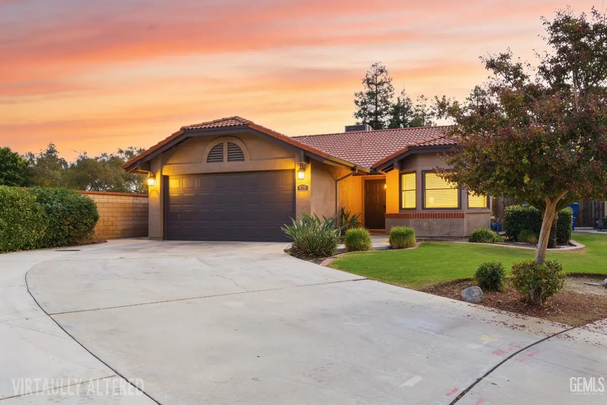 9701 CIMARRON TRAILS DRIVE, Bakersfield, CA 93311 - #1