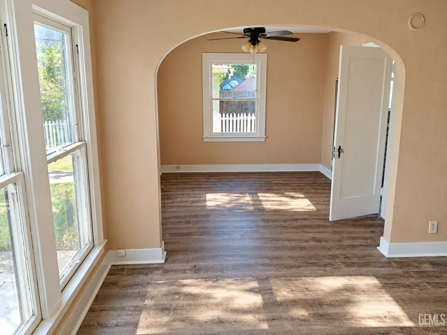 319 HOLTBY ROAD, Bakersfield, CA 93304 - #3