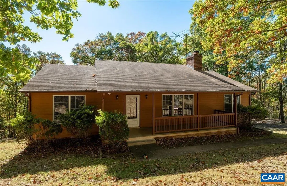 6112 Chestnut Ln, Gordonsville, VA 22942 - Image #1