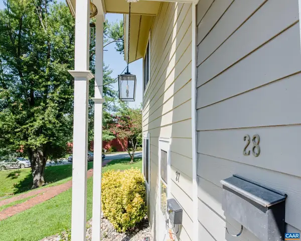 28 Woodlake Dr, CHARLOTTESVILLE, VA 22901