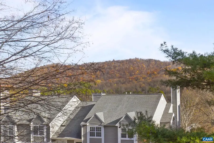 1265 Maple View Dr, Charlottesville, VA 22902 - Image #2