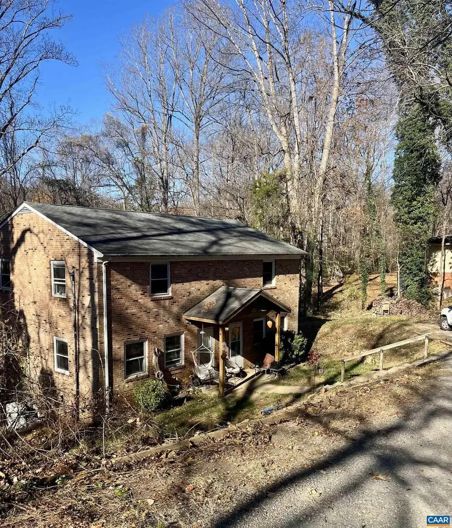 158 Buckingham Cir, Charlottesville, VA 22903 - Image #2