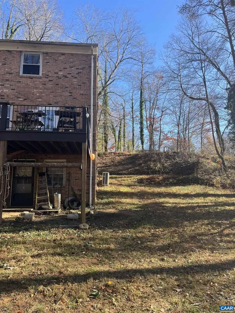 158 Buckingham Cir #a&b, Charlottesville, VA 22903 - Image #2
