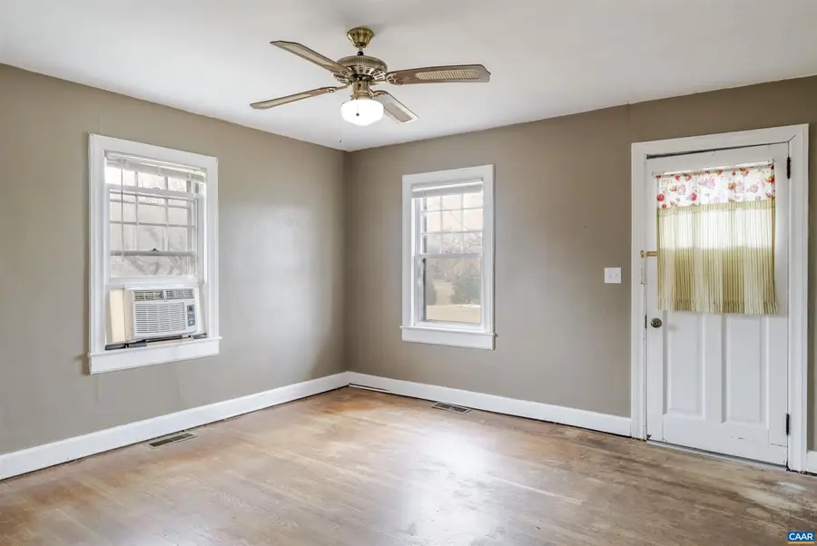 1007 Sherwood Ave, Waynesboro, VA 22980 - Image #3