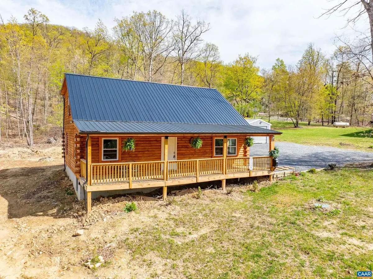 136 Wildwood Ln, Shenandoah, VA 22849 - Image #1