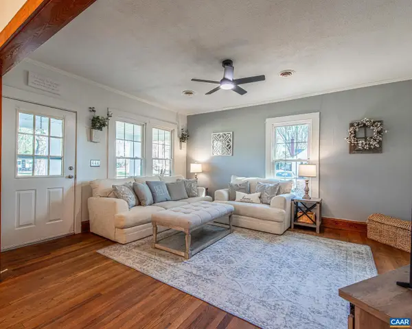 22 Quarter Ln, BUCKINGHAM, VA 23921