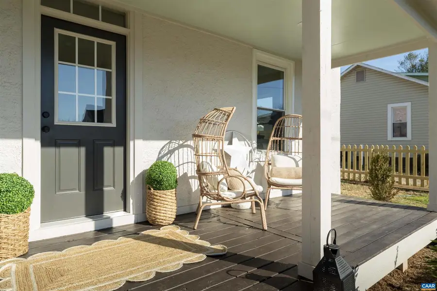 1107 Myrtle St, Charlottesville, VA 22902 - Image #3