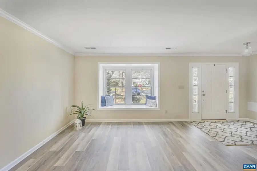 3265 Gateway Cir, Charlottesville, VA 22911 - Image #3