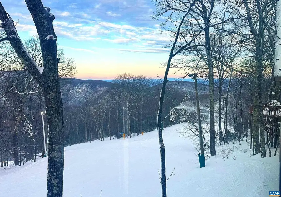 21 Tyro Ln, Wintergreen Resort, VA 22967 - Image #2