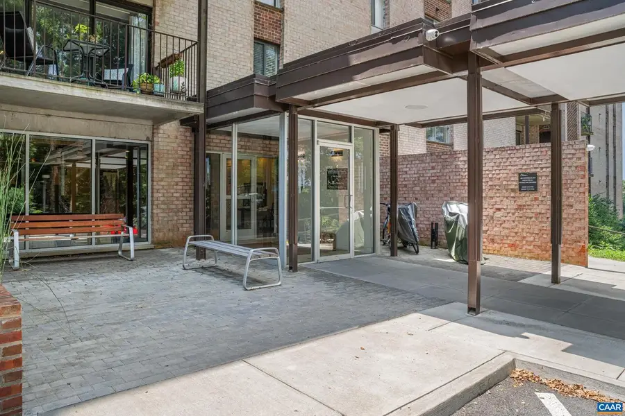 511 N 1st St #105, Charlottesville, VA 22902 - Image #3