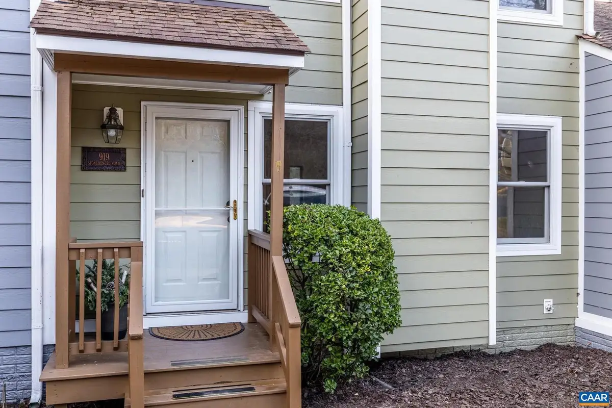 919 Stonehenge Rd, Charlottesville, VA 22901 - #1