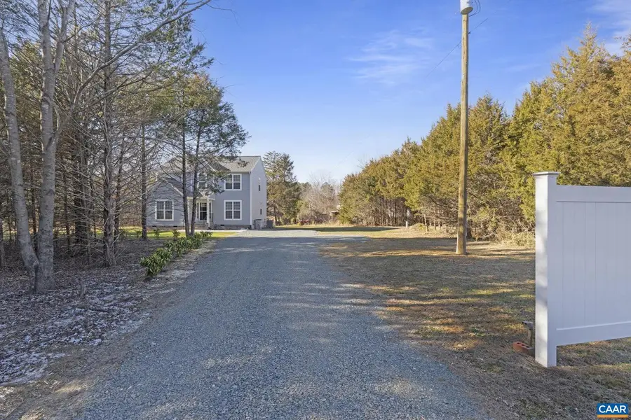 7440 Louisa Rd, Gordonsville, VA 22942 - #3