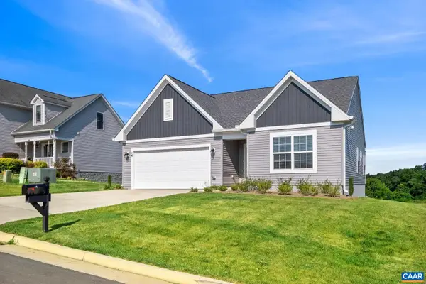 14 Lookover Ter, STUARTS DRAFT, VA 24477