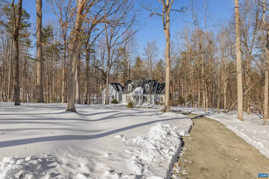 1284 Tilman Rd, Charlottesville, VA 22901 - Image #2