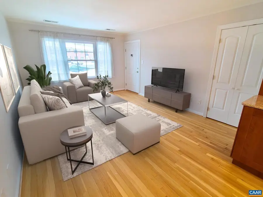 137 Hessian Hills Cir #3, Charlottesville, VA 22901 - Image #3