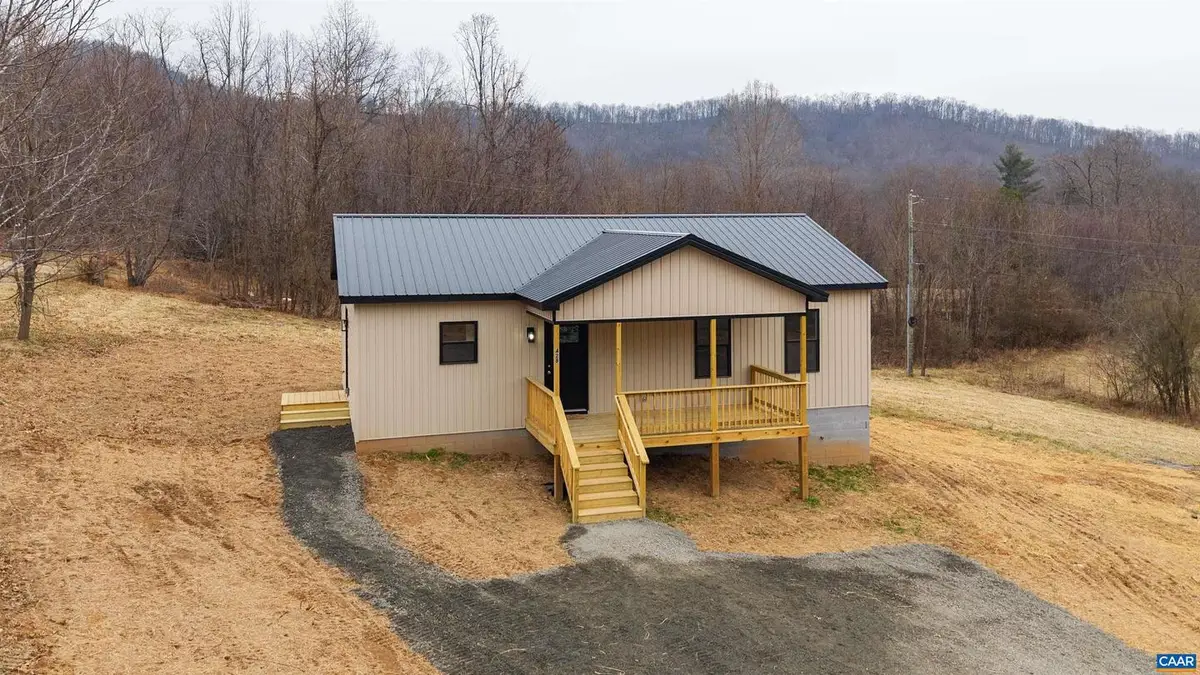 428 Montreal Ln, Shipman, VA 22971 - Image #1