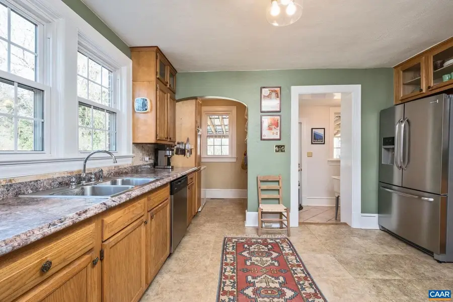 602 N Main St, Gordonsville, VA 22942 - Image #3