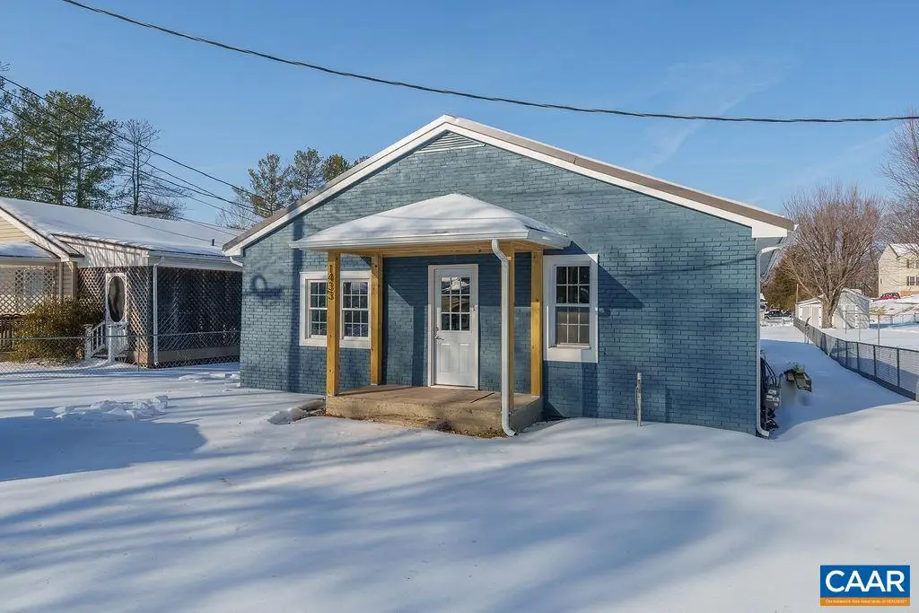 1433 Harding Ave, Waynesboro, VA 22980 - Image #1