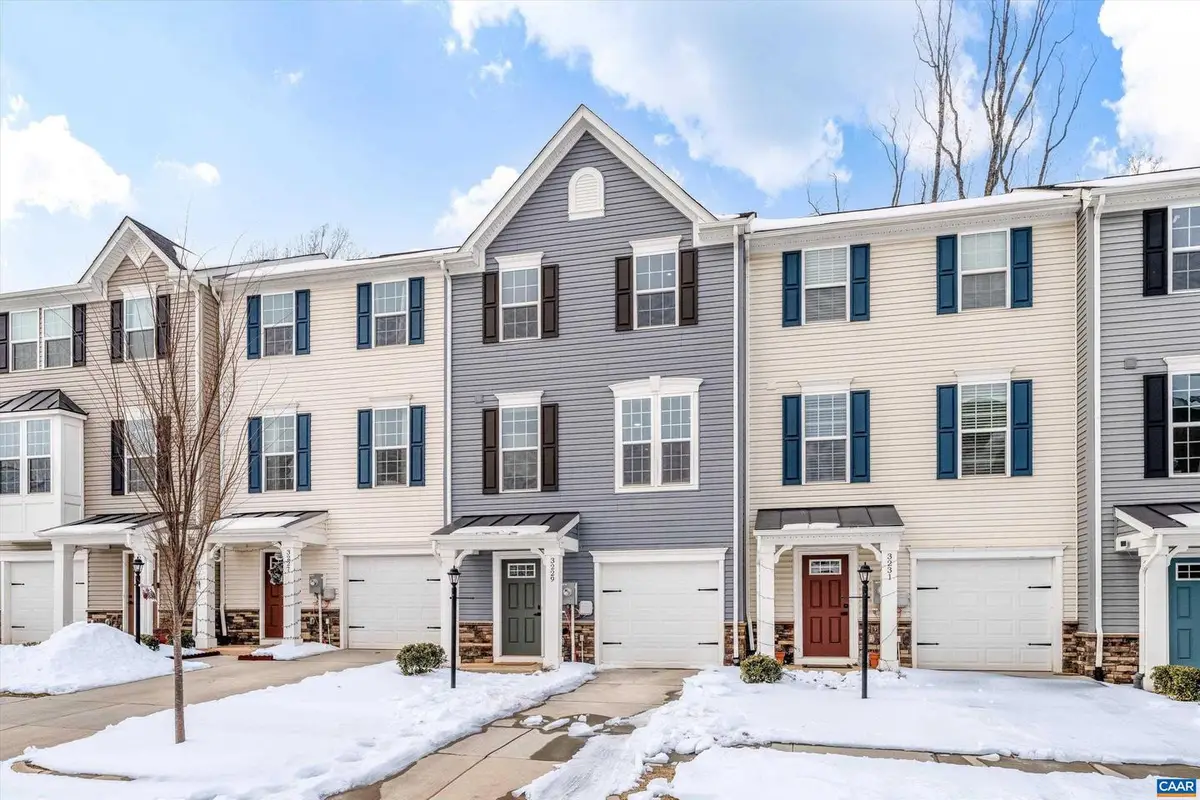 3229 Acadia Dr, Charlottesville, VA 22911 - Image #1