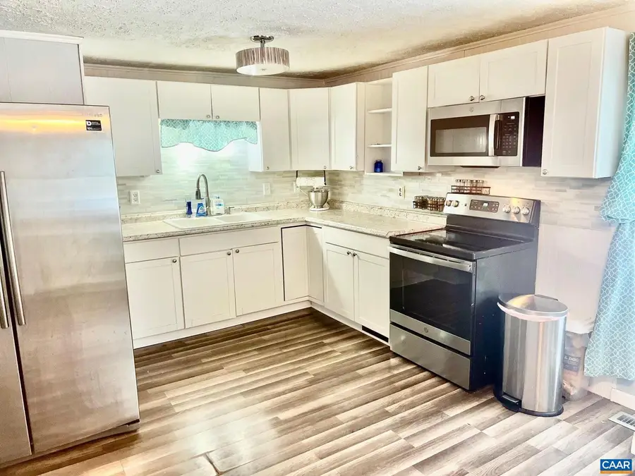 215 Heights Hill Rd, Barboursville, VA 22923 - Image #2