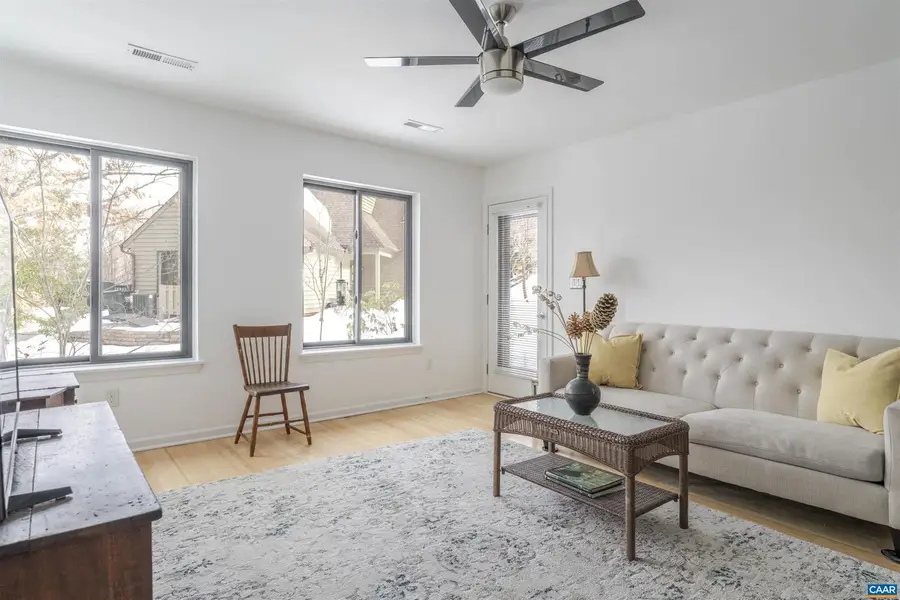 1301 Creekside Dr, Charlottesville, VA 22902 - Image #3