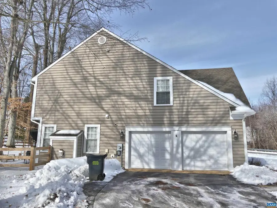 1230 Dunlora Dr, Charlottesville, VA 22901 - Image #2