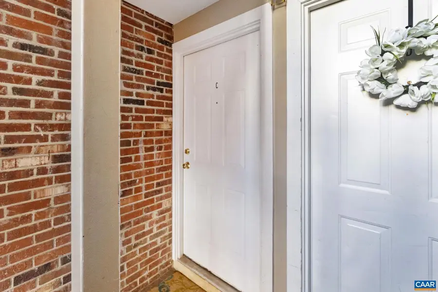 1264 Villa Ln #c, Charlottesville, VA 22903 - Image #3