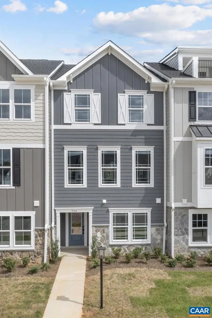 754 Park Ridge Dr, Crozet, VA 22932 - Image #2