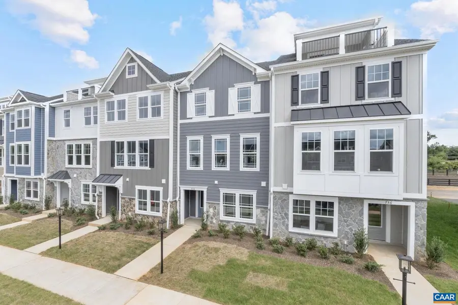 754 Park Ridge Dr, Crozet, VA 22932 - Image #3