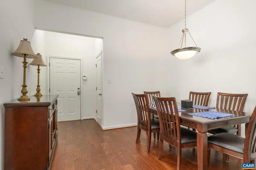 755 Walker Sq #4b, Charlottesville, VA 22903 - Image #2
