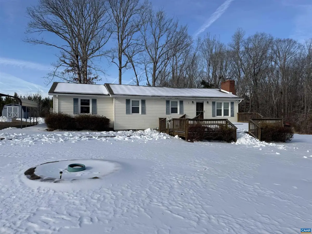 291 Arrow Head Ln, Palmyra, VA 22960 - #1