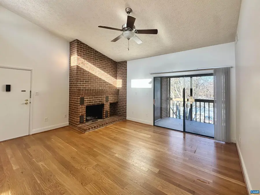 104 Turtle Creek Rd #9, Charlottesville, VA 22901 - #2