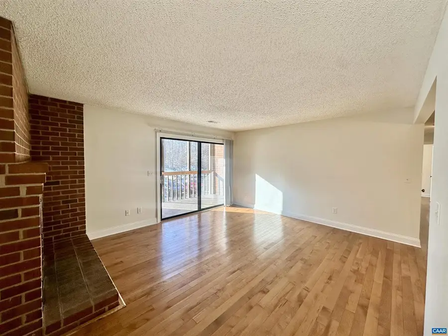 101 Turtle Creek Rd #5, Charlottesville, VA 22901 - #2