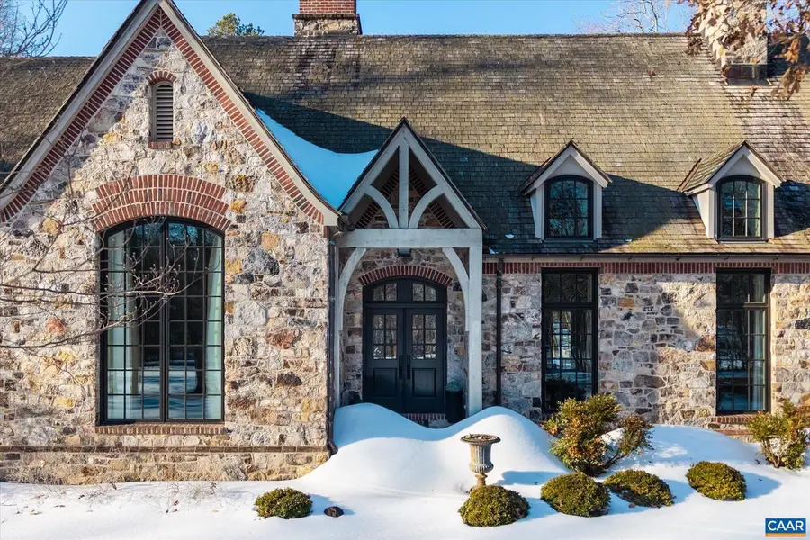 880 Club Dr, Keswick, VA 22947 - #2